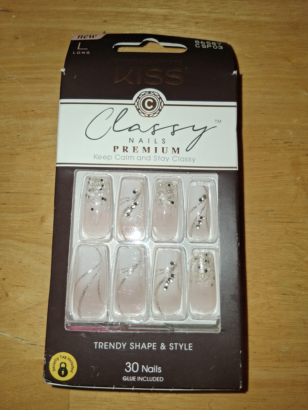 Kiss Classy Premium False Nails – Pink with Silver Accents